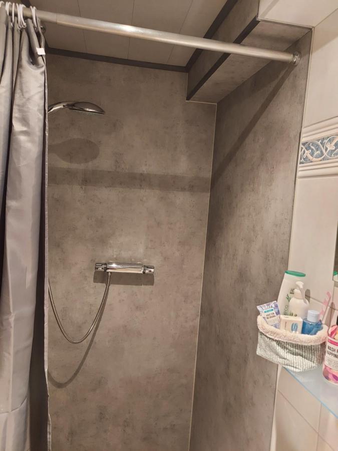 A Mon Chal Apartment เวมส์ ภายนอก รูปภาพ